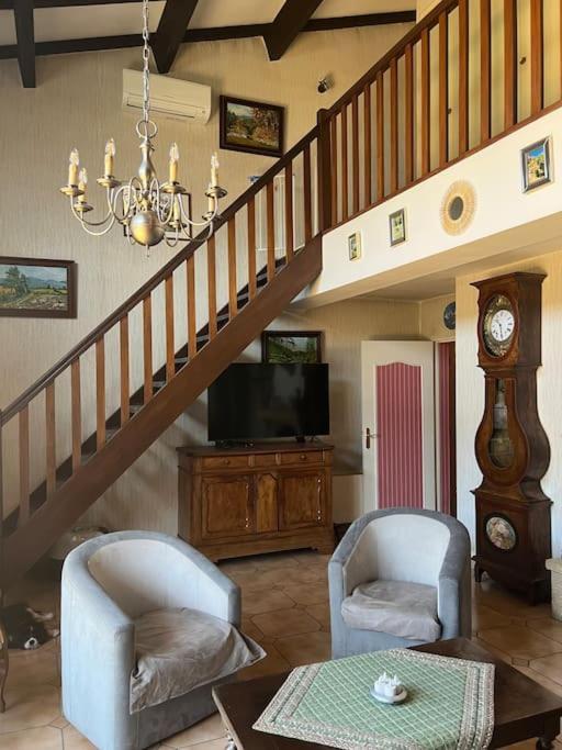 Maison Familiale Idealement Situee Avec Tout Le Confort Ним Екстериор снимка
