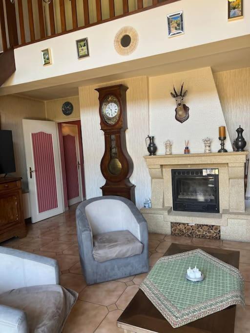 Maison Familiale Idealement Situee Avec Tout Le Confort Ним Екстериор снимка